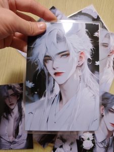 清冷傲娇美男